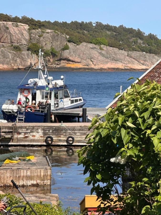 Lunvig - A Cosy Cottage In Idyllic Small Island Near Kristiansand, Sogne Buitenkant foto